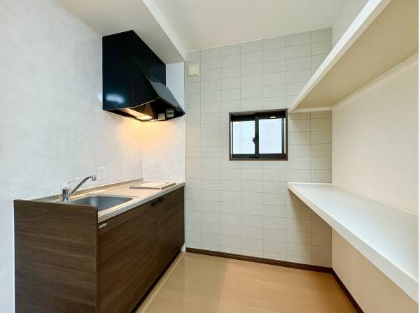 2世帯住宅にも対応できるセカンドキッチン