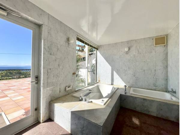 この景色を独り占め。癒しのビューバス