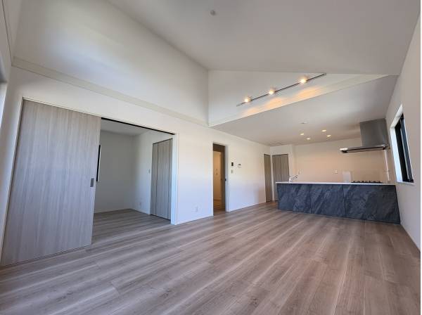 ＬＤＫは約17.7帖あります。