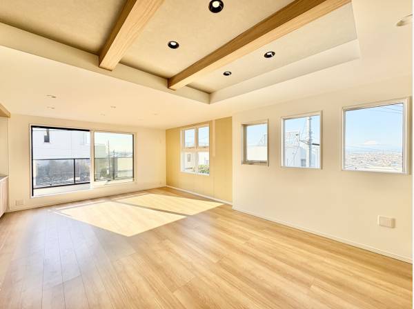 LDK　床暖房完備！