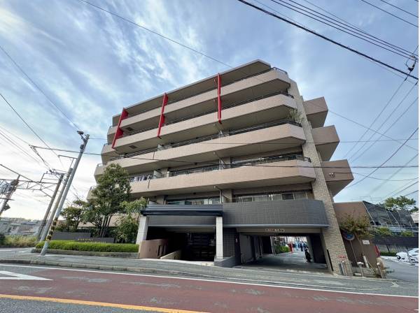 重厚感ある外観