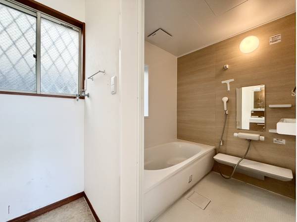 一日の疲れを癒してくれるバスルーム