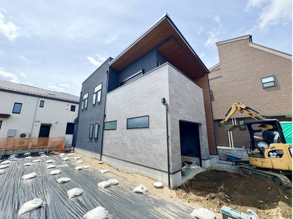 駅チカのガレージハウスが登場！