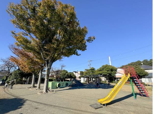 内田公園まで徒歩10分（約800m）