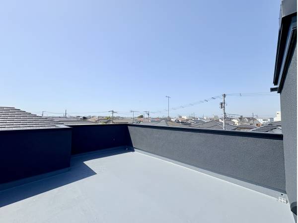 360°藤沢の街を見渡せる贅沢なルーフバルコニー