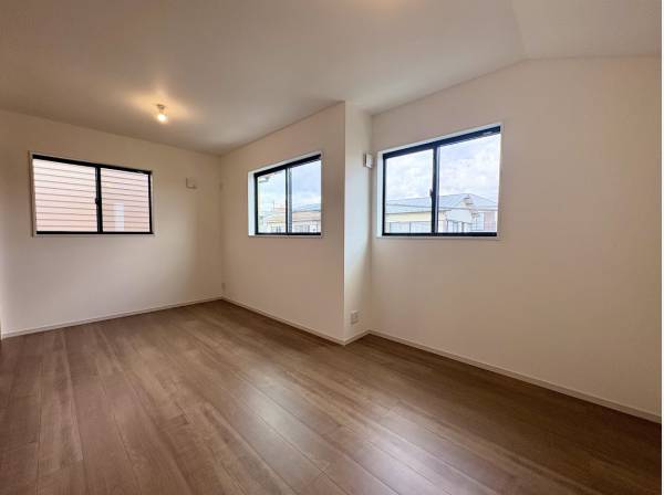 洋室は、2部屋に分けることもできます。