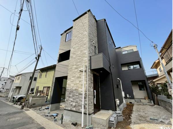 グレーを基調とした外観