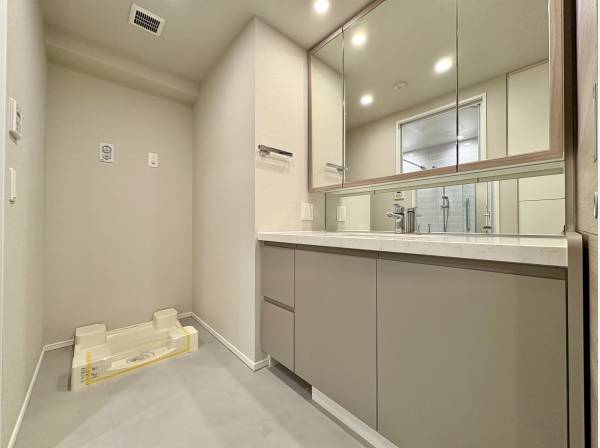 パウダールーム