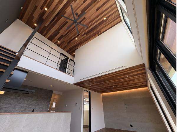 LDKの上は吹き抜けとなっております。