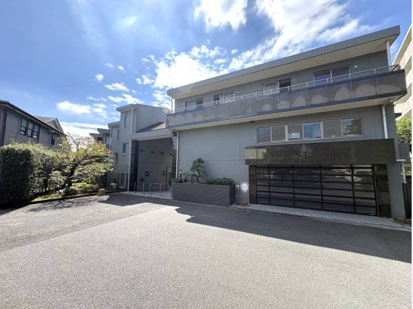 専有面積はなんと192㎡