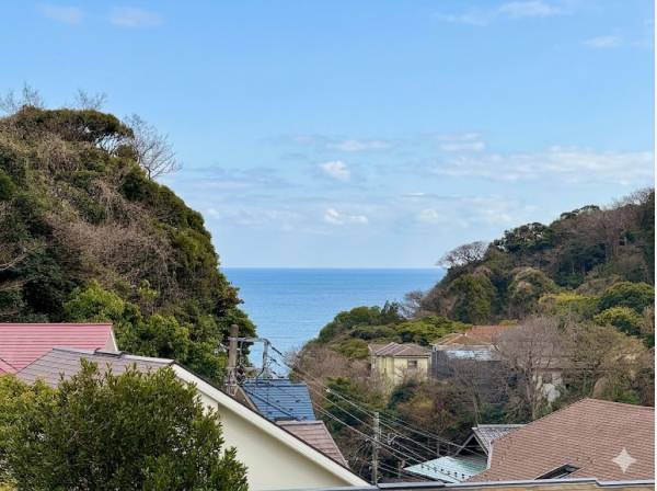 2階バルコニーから海も見えました！