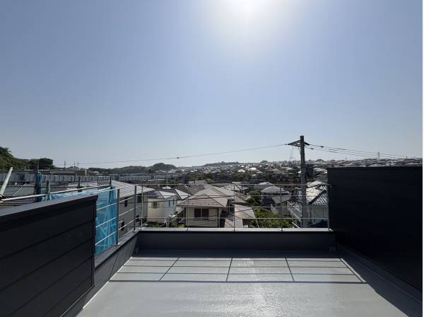 第二のリビングとなるような屋上付き。街並みを一望します

