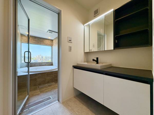 パウダールーム・バスルーム！