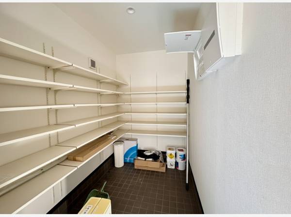 玄関には大容量のシューズインクローゼット