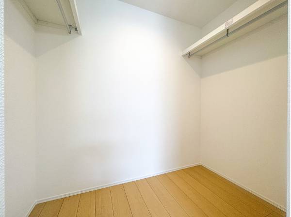 冬の嵩張る衣類からアウトドア用品までスッキリ収納