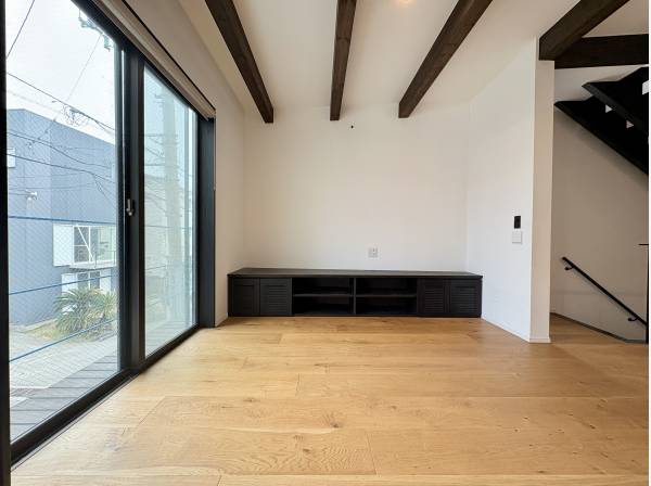 LDKにテレビ台もあります