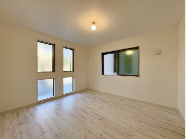 洋室は全3室ございます