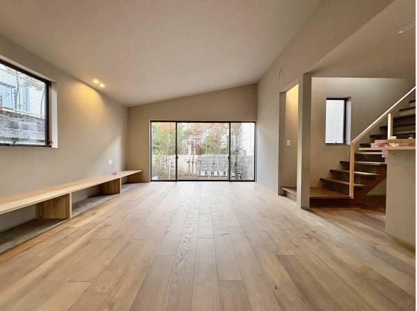 ゆったりとしたリビングスペース