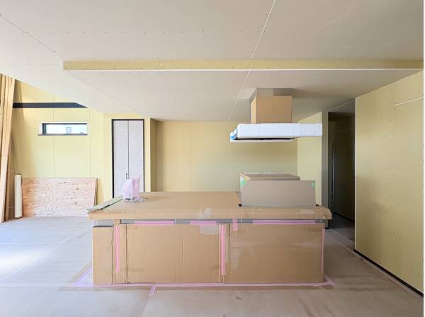 自然とご家族と会話が弾む対面式キッチン