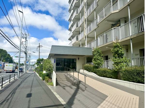 外エントランス
