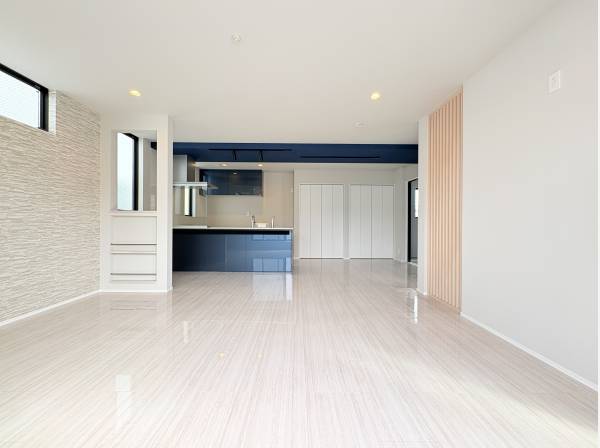 LDK20.6帖、リビング・ダイニング床暖房完備