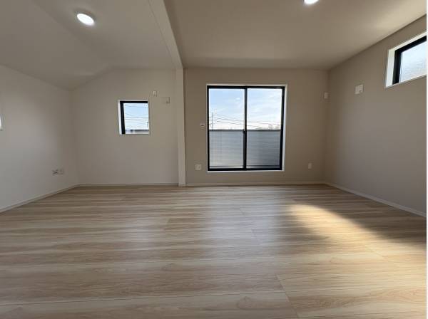 居室も明るくて広いです。