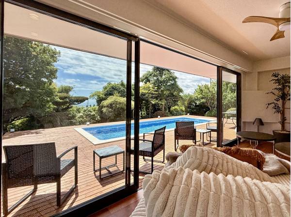 緩やかな高低差がのびやかな眺めを