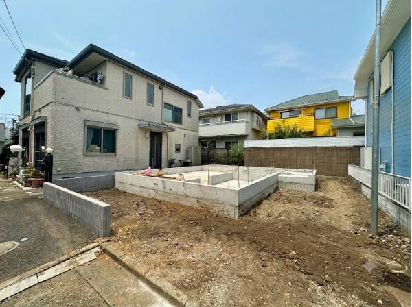 9月完成予定で着々と建築中