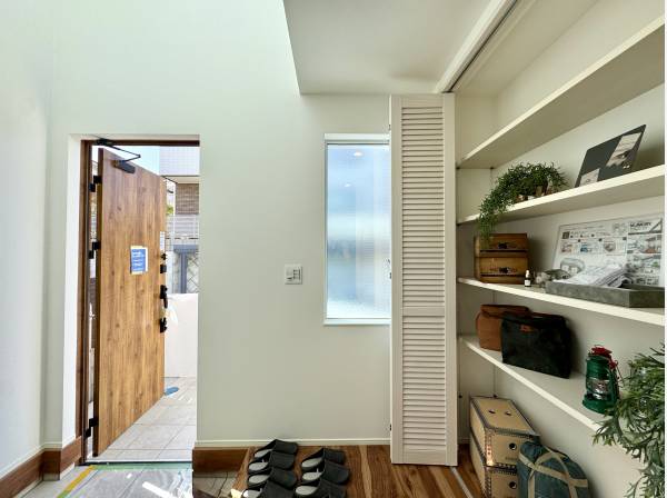 毎日使う玄関だからこそ、収納量と使い勝手にこだわりました。