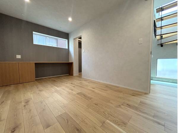 お部屋には大容量のウォークインクローゼットを完備