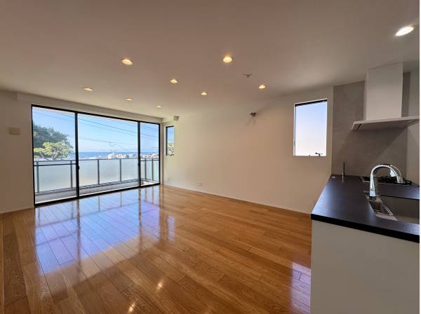 LDK全体
24帖の広さです