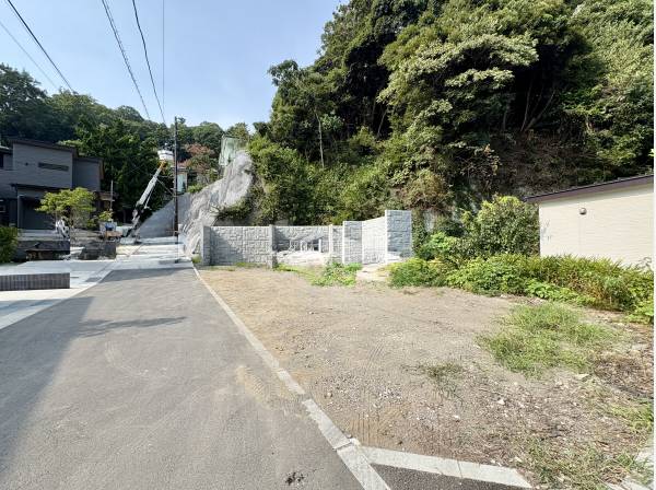 開放感があり陽当たり良好な現地