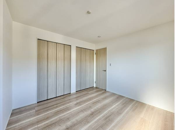 収納も豊富です。