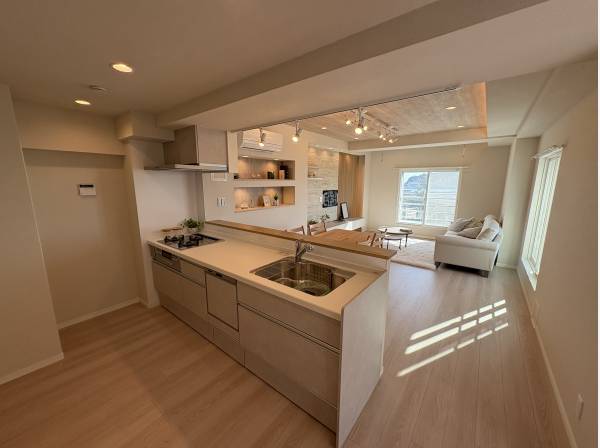 食洗器完備のシステムキッチン