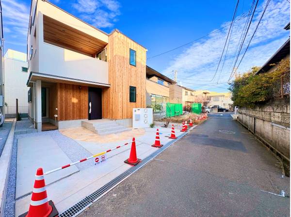 ～☆人気の辻堂エリアに注文住宅のような新築戸建が登場！～