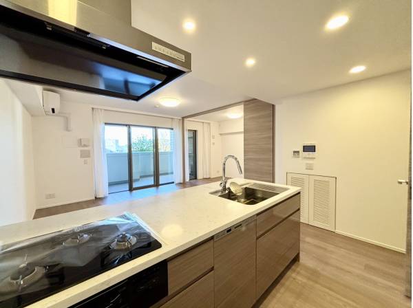 使い勝手の良さそうなキッチンスペース