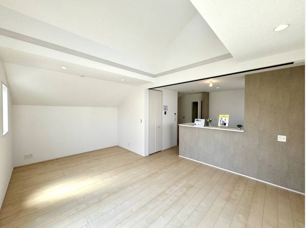 LDKは陽当たり確保のため2階に