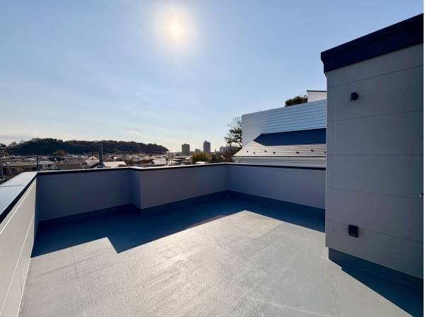 約12.5帖のルーフバルコニー