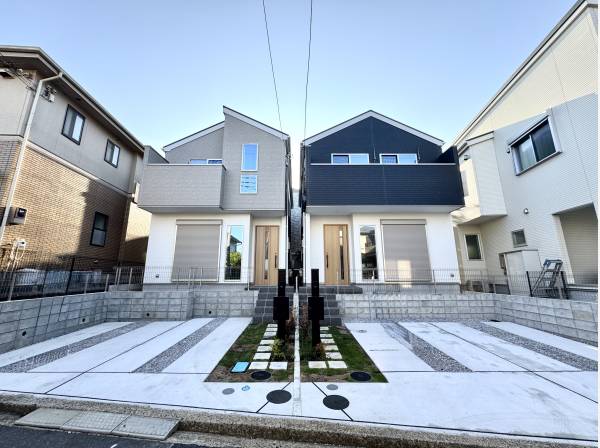 カースペースは並列2台分
