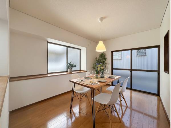 大きなダイニングテーブルも置けそうなゆとりある空間