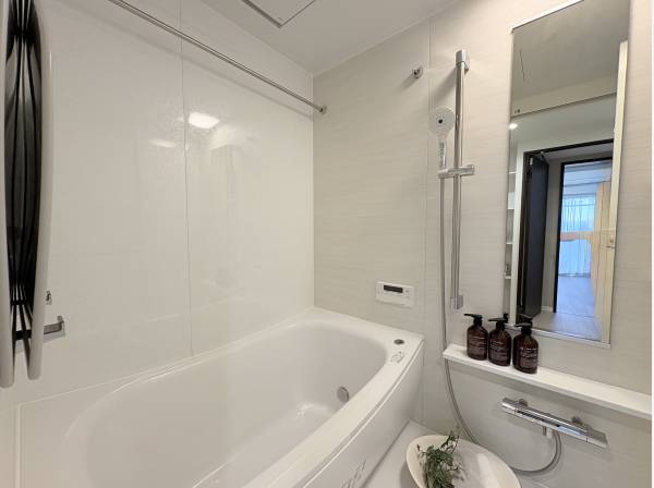 浴室乾燥機付きバスルーム