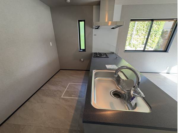 カウンターキッチンも使いやすそうです。