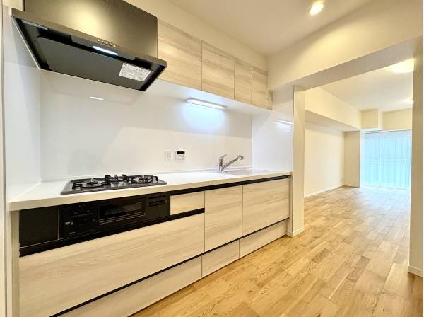 ゆったりとしたキッチンスペース