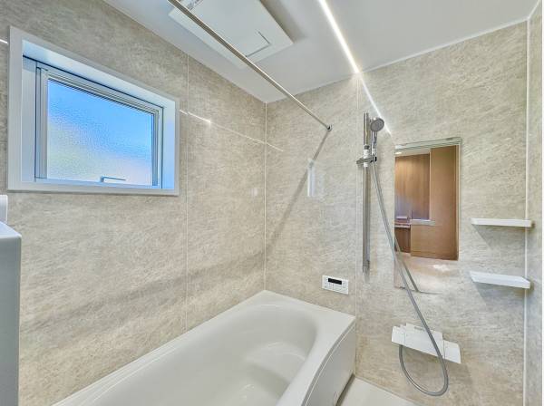 心落ち着く浴室は日々の疲れを優しく取ってくれます