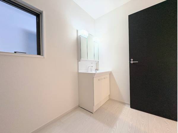 広々としたサニタリールーム