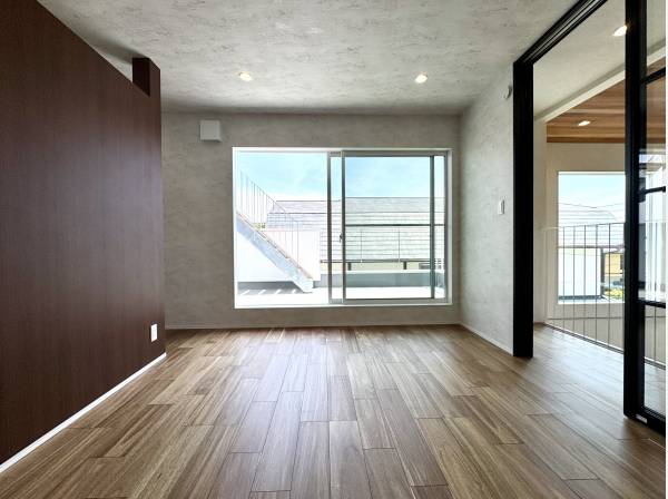 洋室は3部屋ございます。