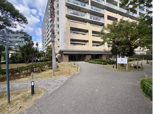 マンションエントランス