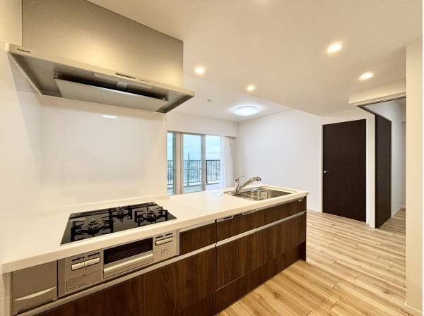 使い勝手の良さそうなキッチンスペース