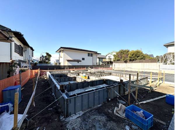 建築中の現地様子です。