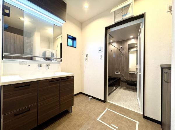 パウダールーム